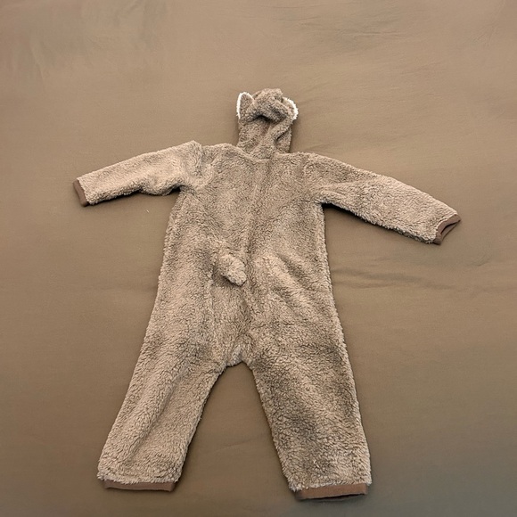 NWT 2T Bunting Suit - Picture 5 of 5